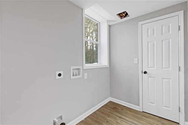 2224 Hudson Drive SW, Lilburn, GA 30047