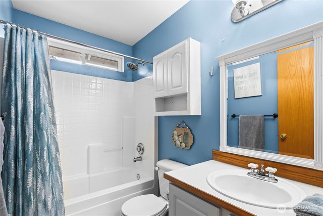 2279 Palisade Blvd, Dupont, WA 98327