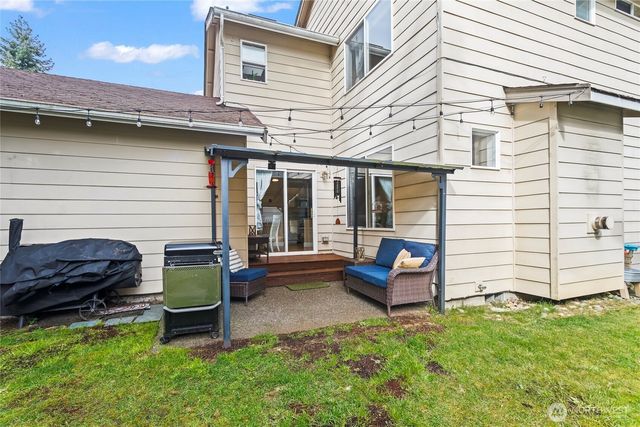 2279 Palisade Blvd, Dupont, WA 98327