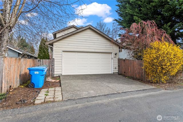 2279 Palisade Blvd, Dupont, WA 98327