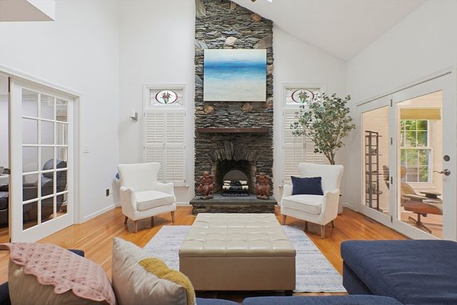 70 Randall St, Easton, MA 02356