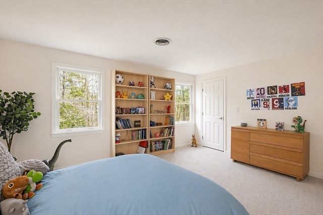 70 Randall St, Easton, MA 02356