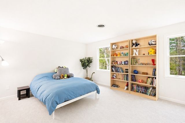 70 Randall St, Easton, MA 02356