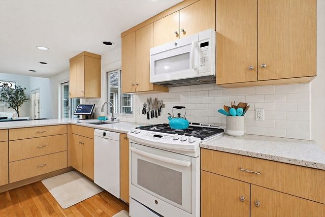 70 Randall St, Easton, MA 02356