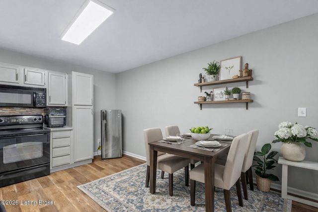 510 Jennymac Dr, Louisville, KY 40229