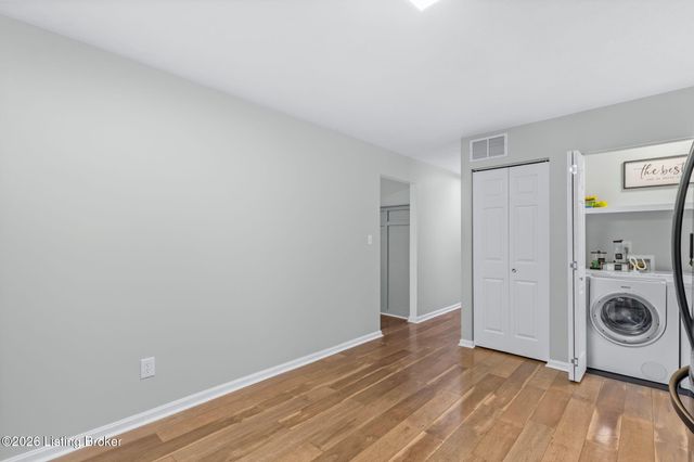 510 Jennymac Dr, Louisville, KY 40229