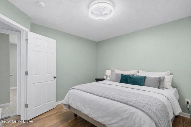 510 Jennymac Dr, Louisville, KY 40229