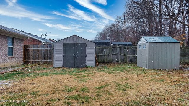 510 Jennymac Dr, Louisville, KY 40229