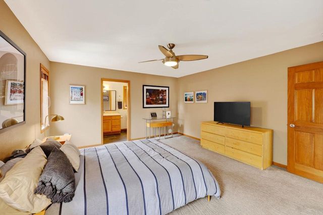 5629 Kinsale Drive, Fitchburg, WI 53711