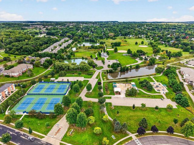 5629 Kinsale Drive, Fitchburg, WI 53711
