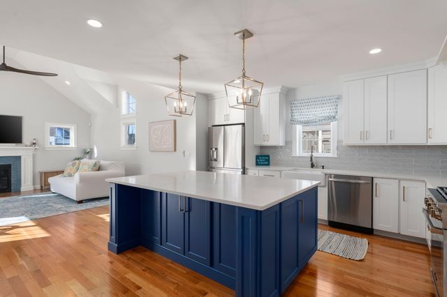 36 Rosewood Circle, Mashpee, MA 02649