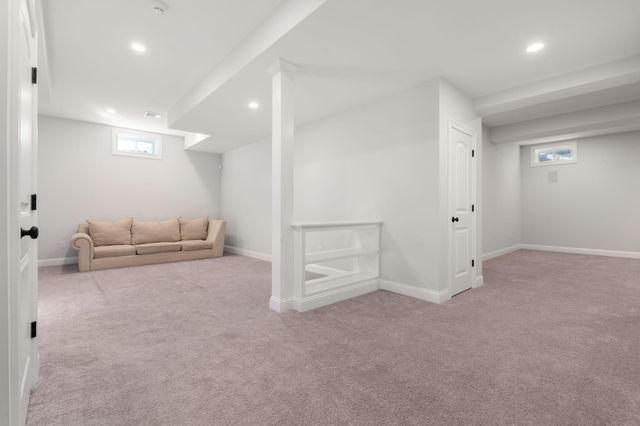 36 Rosewood Circle, Mashpee, MA 02649