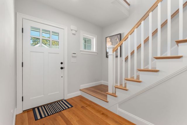 36 Rosewood Circle, Mashpee, MA 02649