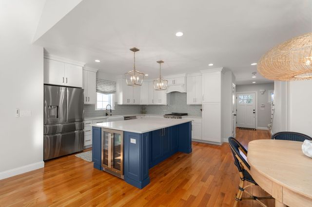 36 Rosewood Circle, Mashpee, MA 02649