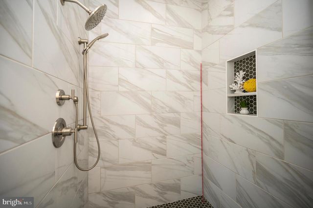 2 OLD HOUSE, Bumpass, VA 23024