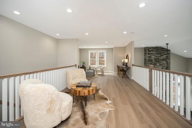 2 OLD HOUSE, Bumpass, VA 23024