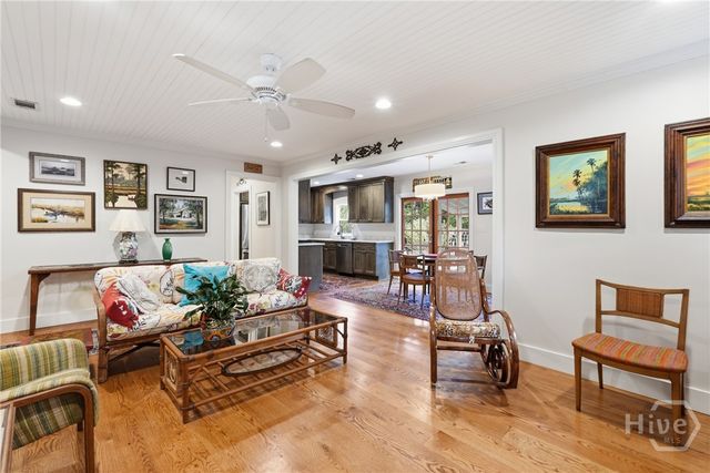 26 Nancy Place, Savannah, GA 31406
