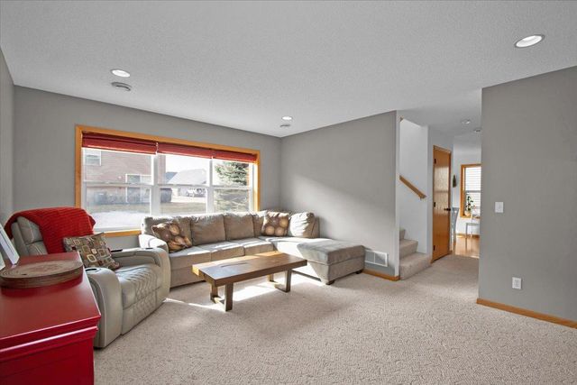 10469 64th Way, Albertville, MN 55301