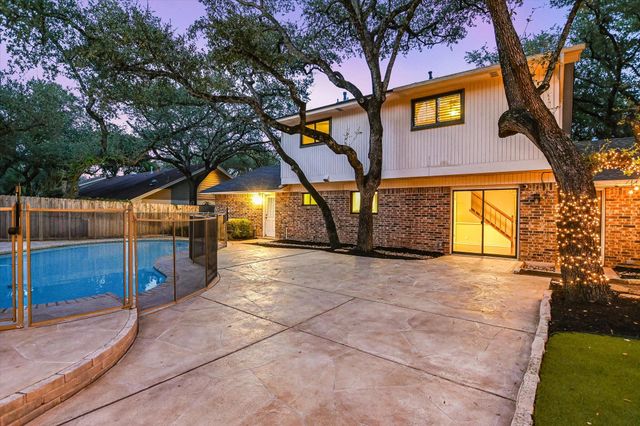 11210 Deadoak LN, Austin, TX 78759