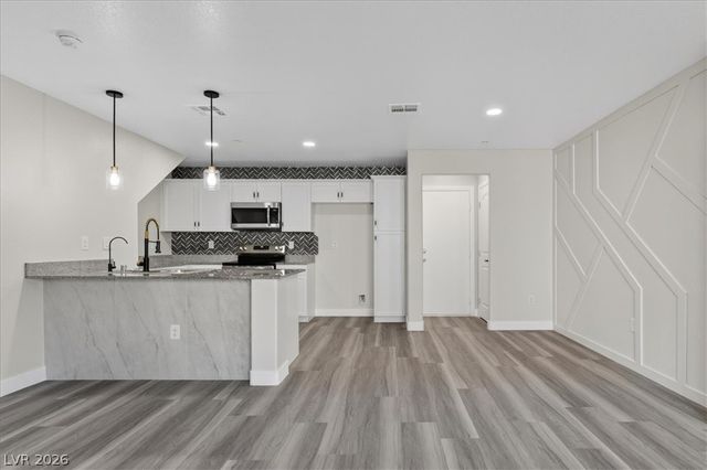 6811 Sage Gold Court, North Las Vegas, NV 89086