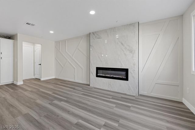 6811 Sage Gold Court, North Las Vegas, NV 89086