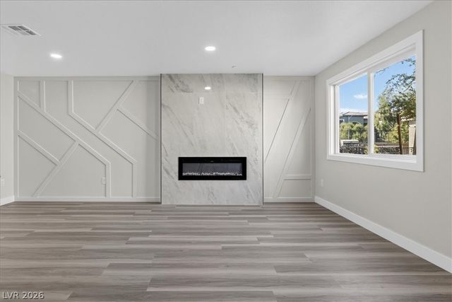 6811 Sage Gold Court, North Las Vegas, NV 89086