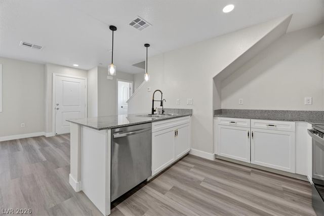 6811 Sage Gold Court, North Las Vegas, NV 89086