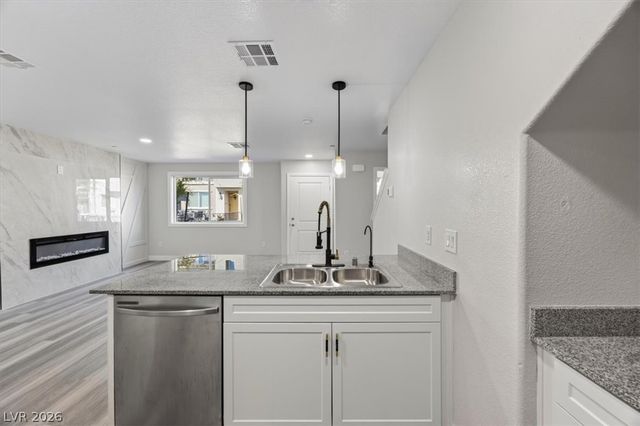 6811 Sage Gold Court, North Las Vegas, NV 89086