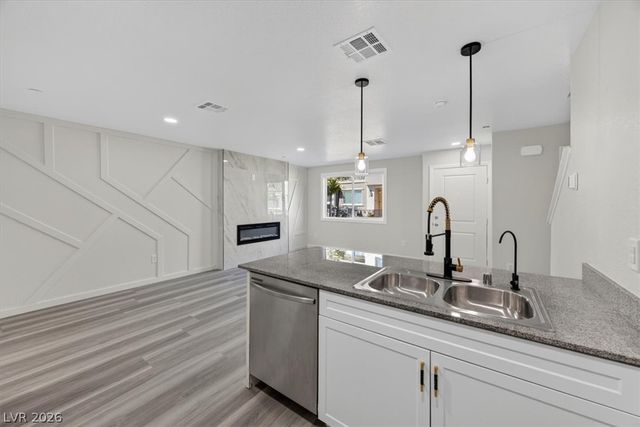 6811 Sage Gold Court, North Las Vegas, NV 89086