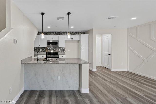 6811 Sage Gold Court, North Las Vegas, NV 89086