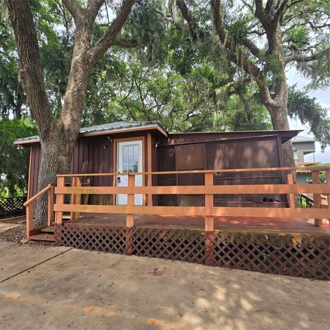 1471 Private Road 652, Sargent, TX 77414