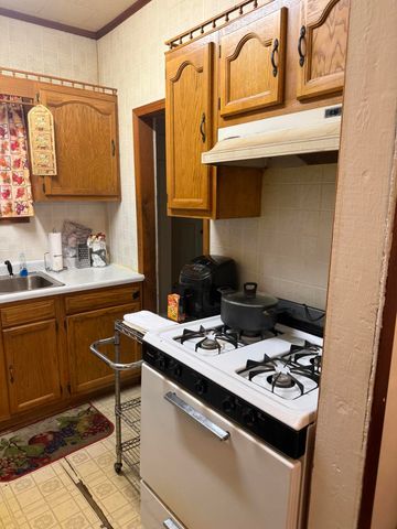 2421 Monroe Street, Gary, IN 46407