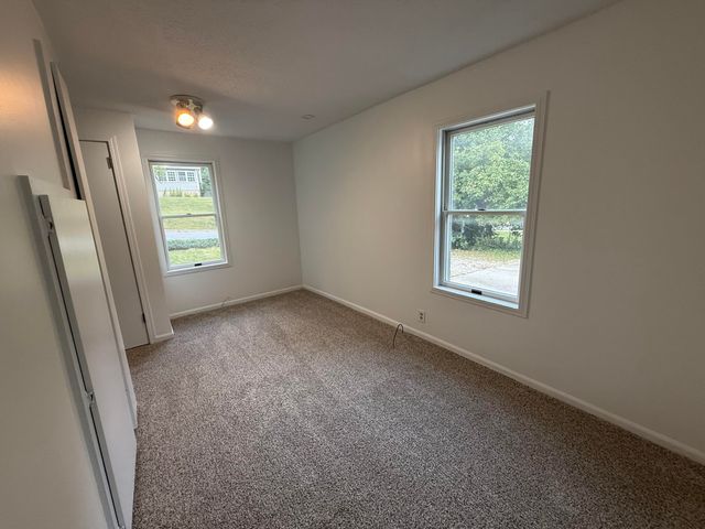 236 W Nelson Street, Hastings, MI 49058