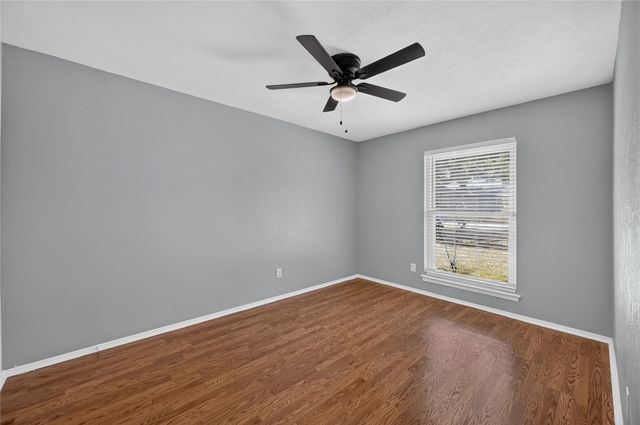 2760 Hollandale Lane, Farmers Branch, TX 75234