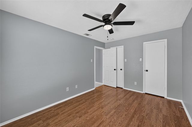 2760 Hollandale Lane, Farmers Branch, TX 75234