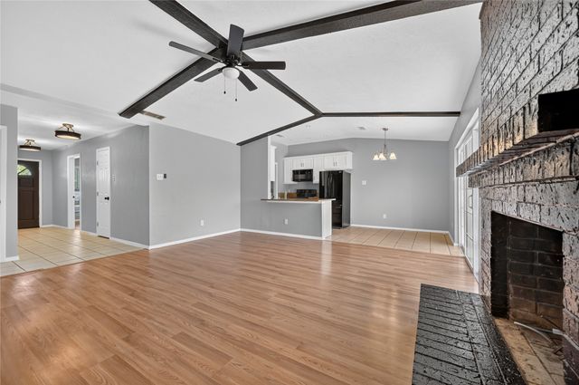 2760 Hollandale Lane, Farmers Branch, TX 75234