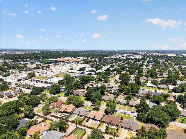 2760 Hollandale Lane, Farmers Branch, TX 75234