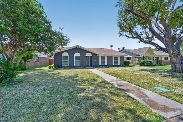 2760 Hollandale Lane, Farmers Branch, TX 75234