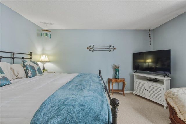 70 Brickyard Rd Unit 25, Essex Junction, VT 05452