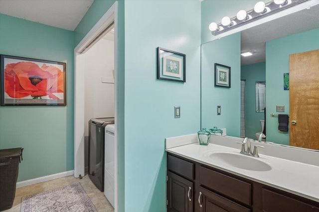 70 Brickyard Rd Unit 25, Essex Junction, VT 05452