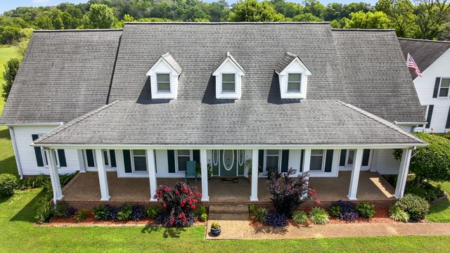 2236 New Hope Rd, Hendersonville, TN 37075