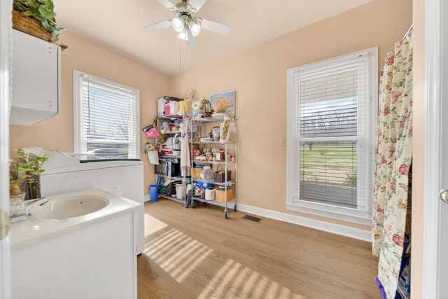 2236 New Hope Rd, Hendersonville, TN 37075