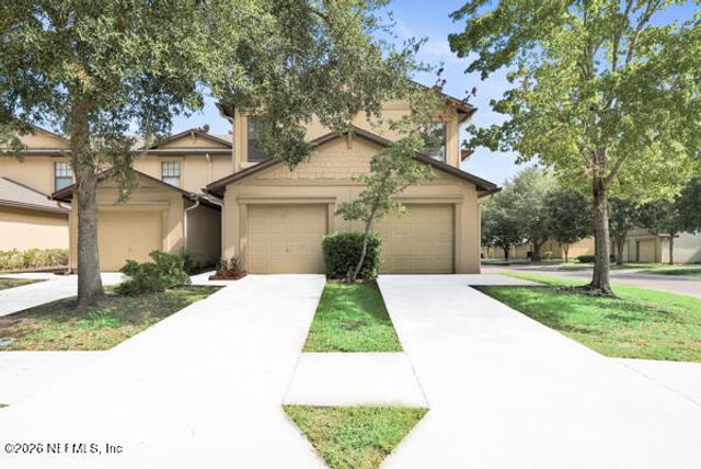 7705 HIGHCHAIR Lane, Jacksonville, FL 32210