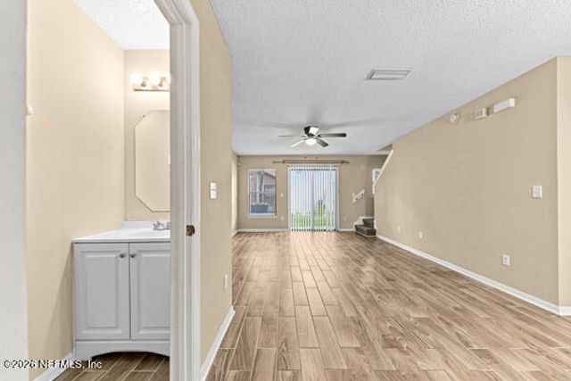 7705 HIGHCHAIR Lane, Jacksonville, FL 32210
