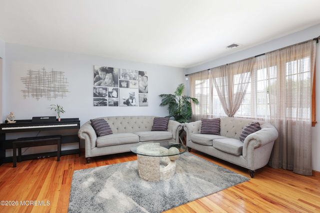 3225 Beverly Road, South Plainfield, NJ 07080