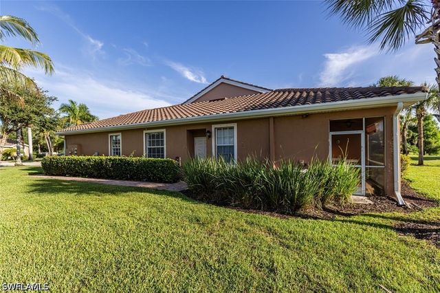 14165 Winchester CT 204, Naples, FL 34114