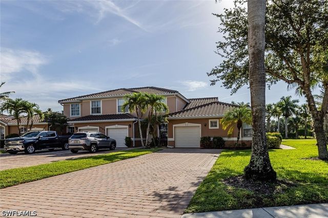 14165 Winchester CT 204, Naples, FL 34114