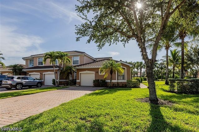 14165 Winchester CT 204, Naples, FL 34114