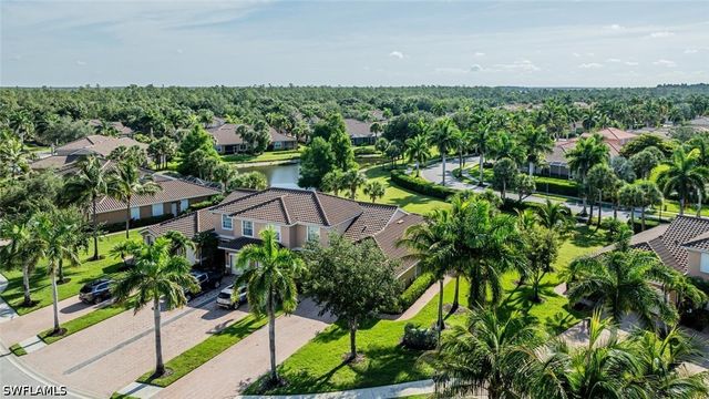 14165 Winchester CT 204, Naples, FL 34114