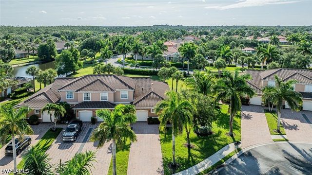 14165 Winchester CT 204, Naples, FL 34114